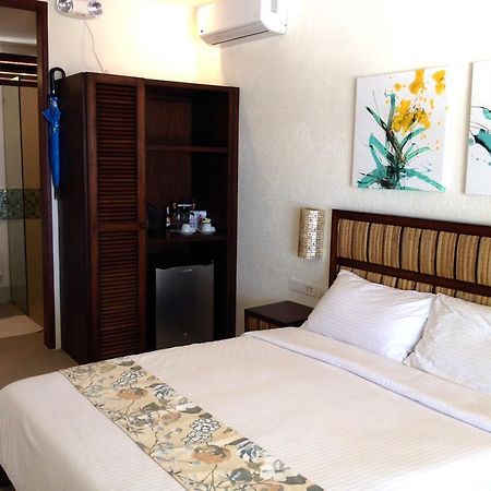 Rieseling Boracay Beach Resort Balabag  エクステリア 写真