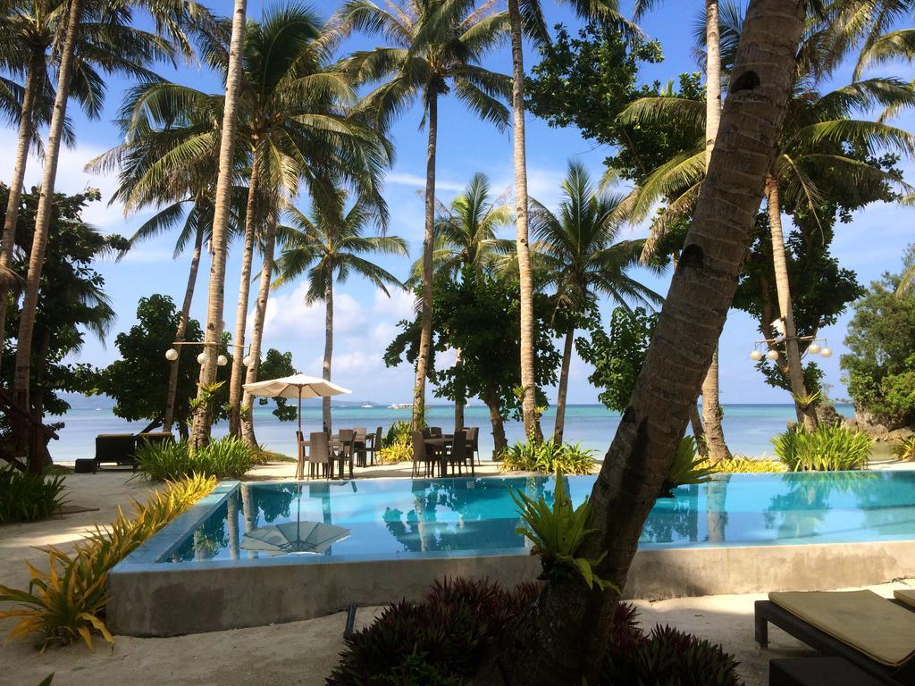 Rieseling Boracay Beach Resort Balabag  エクステリア 写真