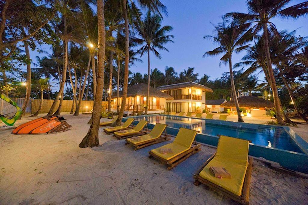 Rieseling Boracay Beach Resort Balabag  エクステリア 写真