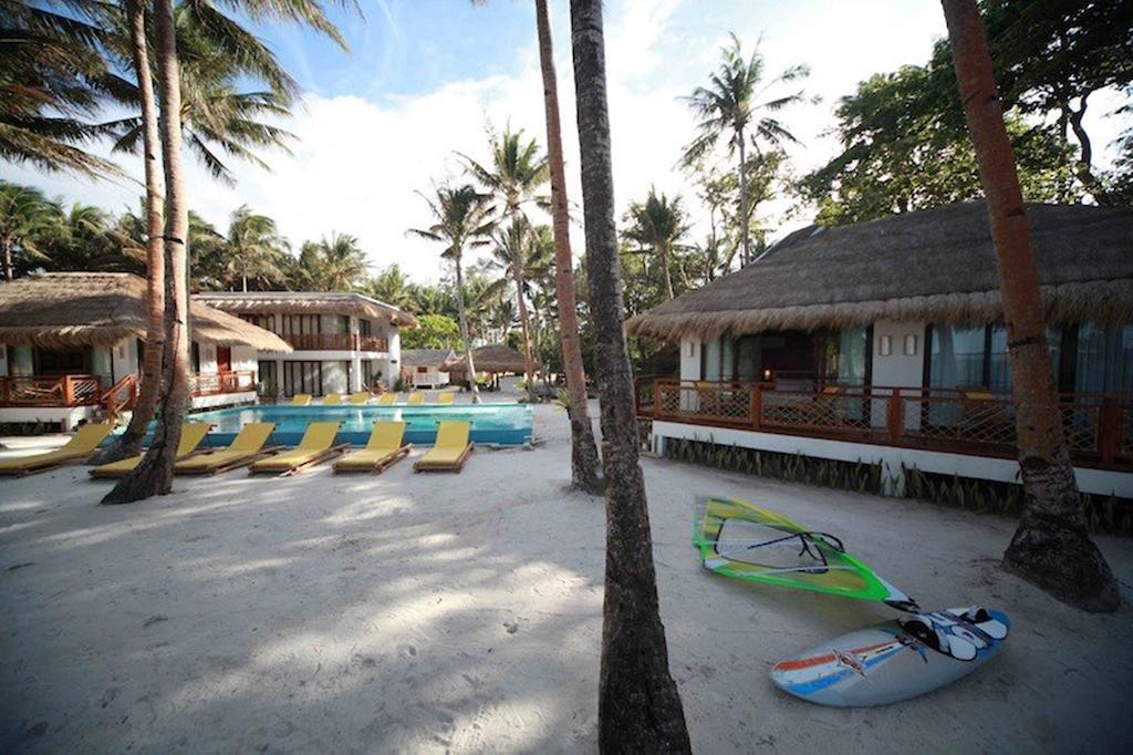 Rieseling Boracay Beach Resort Balabag  エクステリア 写真