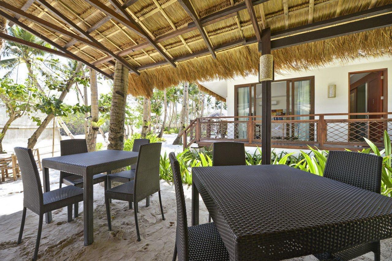 Rieseling Boracay Beach Resort Balabag  エクステリア 写真