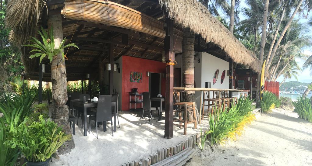 Rieseling Boracay Beach Resort Balabag  エクステリア 写真
