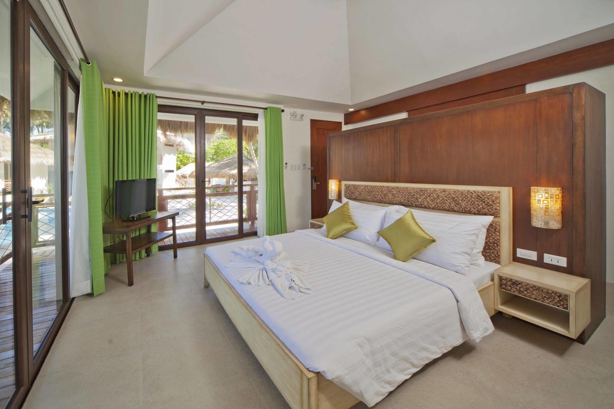Rieseling Boracay Beach Resort Balabag  エクステリア 写真